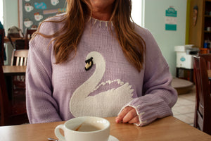 SWAN SONG PULLOVER