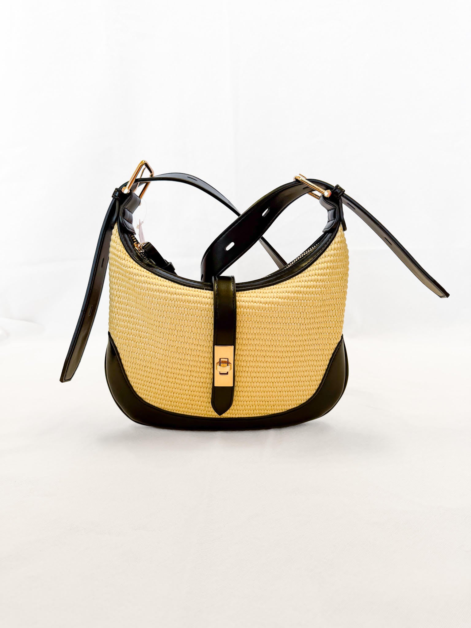 ARIANA STRAW BAG