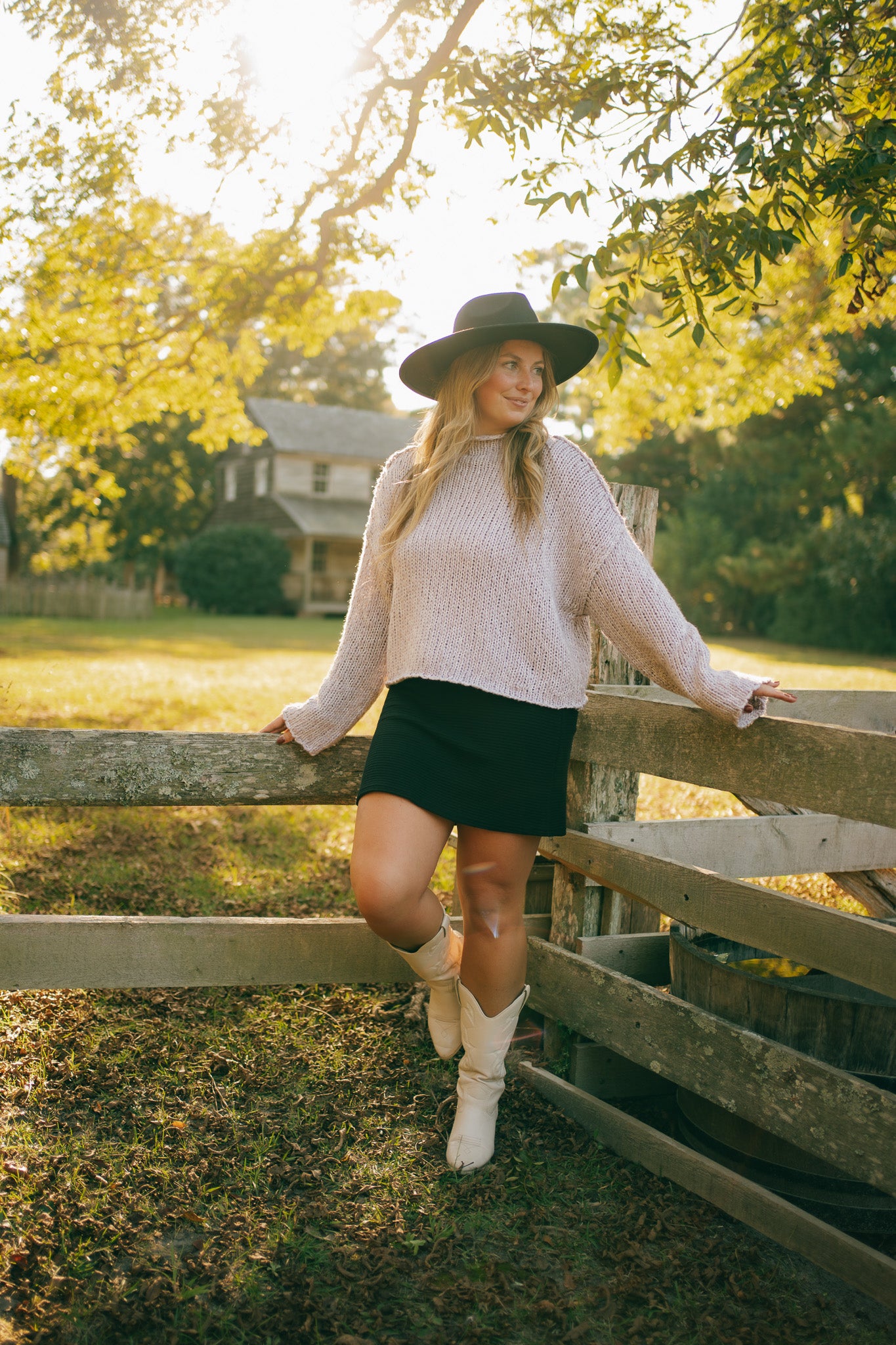 SCOTTIE SWEATER