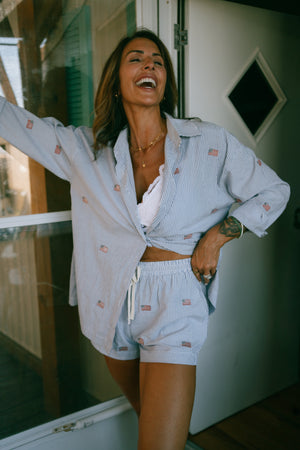 250 BUTTON DOWN