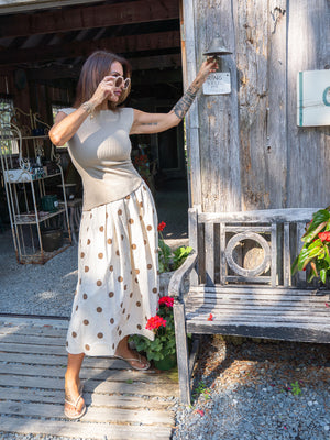 HONEY MIDI SKIRT