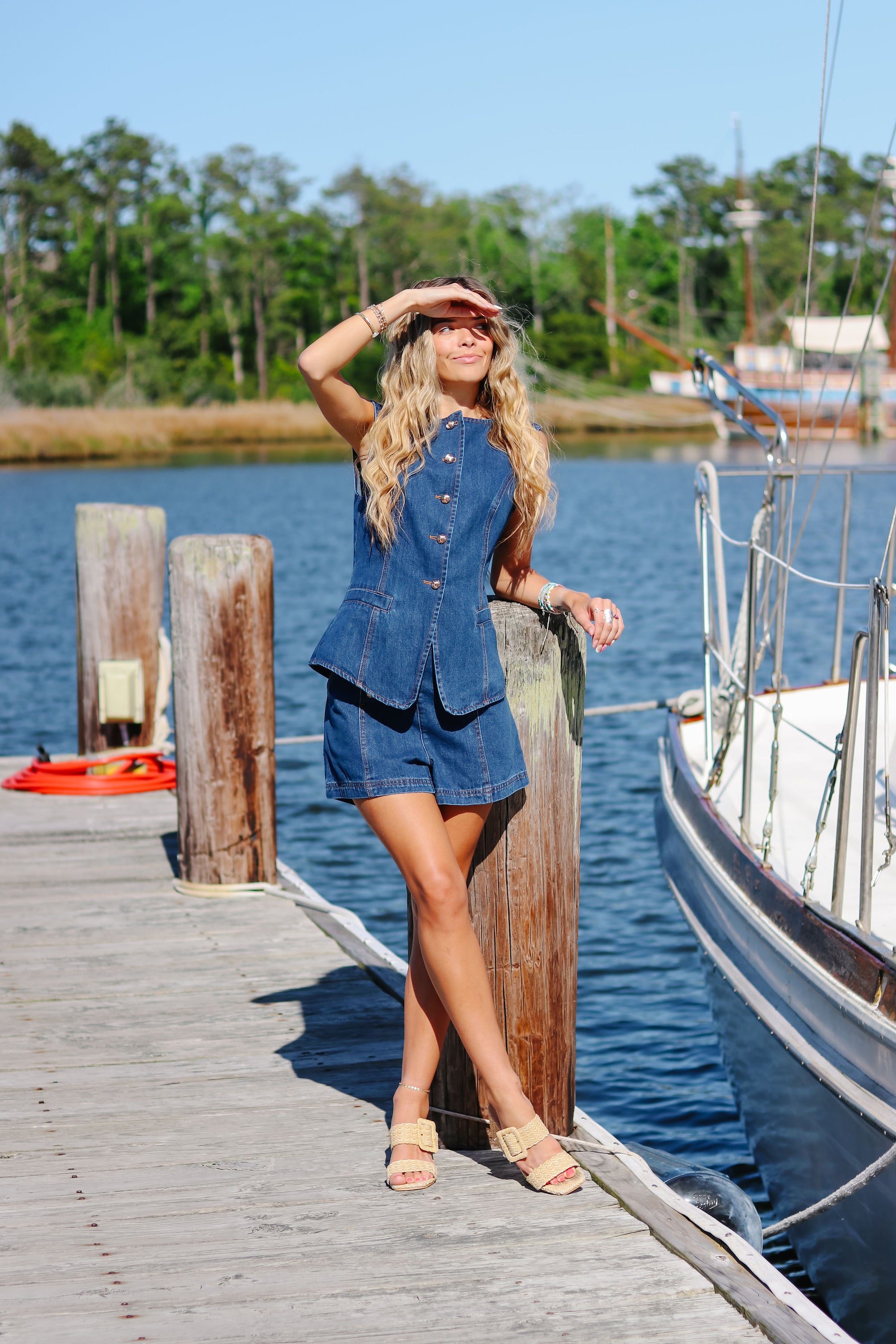 MAXWELL VEST TOP