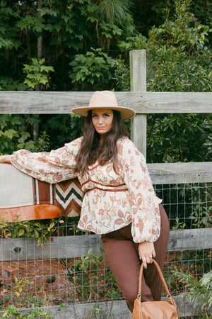 PATCH POCKET JEANS