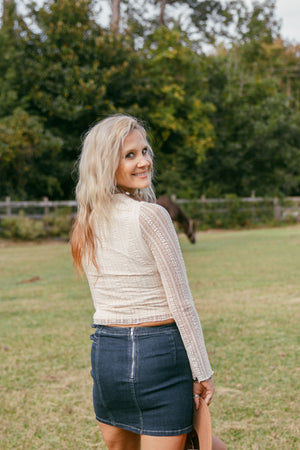 BUCKLE MINI SKIRT