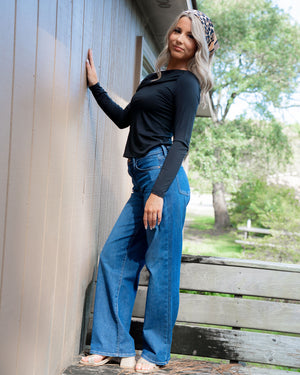 NEW DAY LOOSE STRAIGHT JEAN