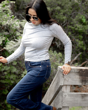 JUDY BLUE MID-RISE STRIAGHT JEAN