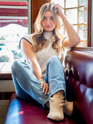 KINSLEY SWEATER VEST